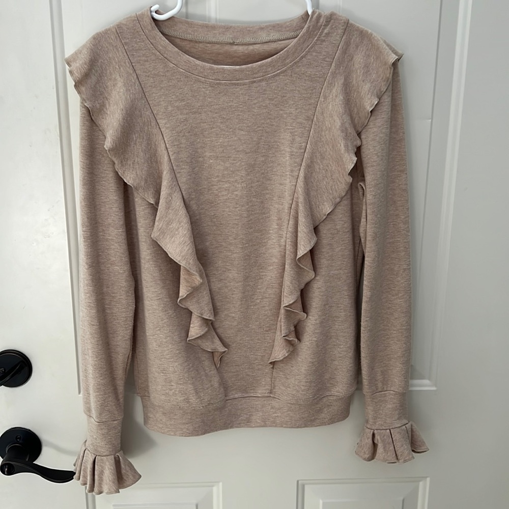 Very soft ruffle top